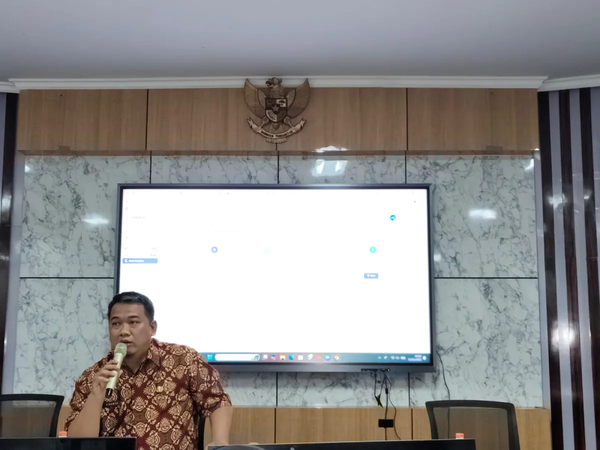 Jumat, 05 Juni 2026, Kelurahan Karang Anyar Menghadiri Rapat Evaluasi Pengembangan Kompetensi di Kantor BKPSDM Kota Samarinda