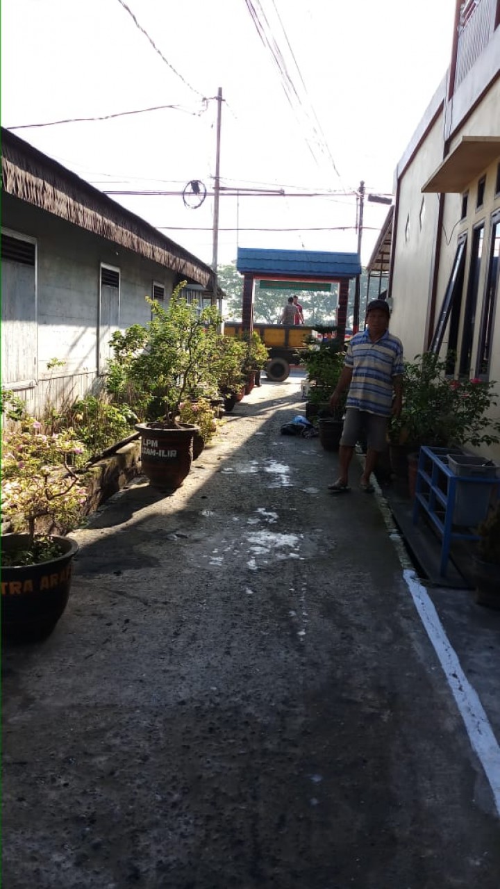 Kegiatan Gotong Royong di Jl.Slamet Riyadi RT.19 Kel. Karang Asam Ilir