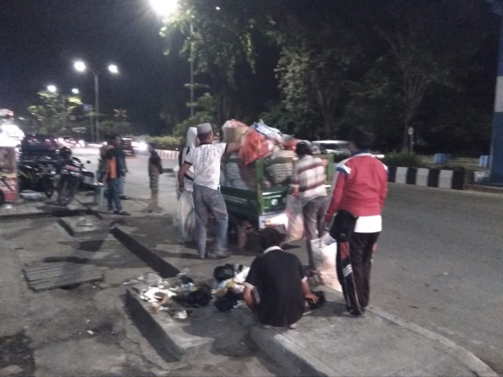 Pembersihan Sampah di Gg.06 RT.17 dan Gg.04 RT.12