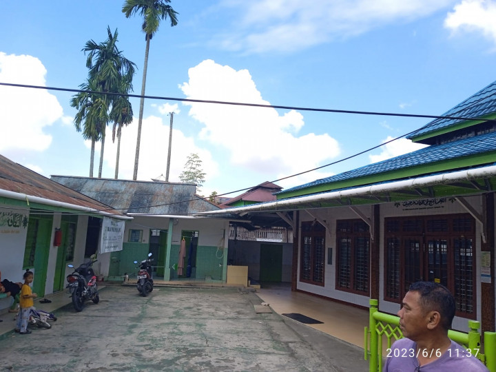 DOKUMENTASI KEGIATAN SARANA & PRASARANA PROBEBAYA T.A 2023 RT.02 JL.SLAMET RIYADI GG.KODESU KEL.KARANG ASAM ILIR