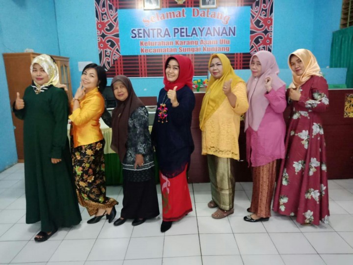 Dalam rangka memperingati Hari Ibu Nasional Ke-90 Tahun 2018 di Kantor Kelurahan Karang Asam Ulu
