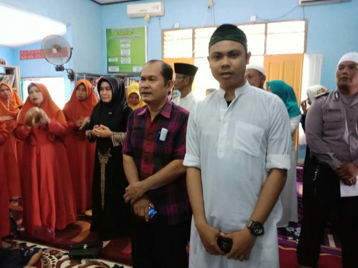 Kegiatan Memperingati Maulid Nabi Besar Muhammad SAW di Kantor Pelayanan Kelurahan Karang Asam Ulu