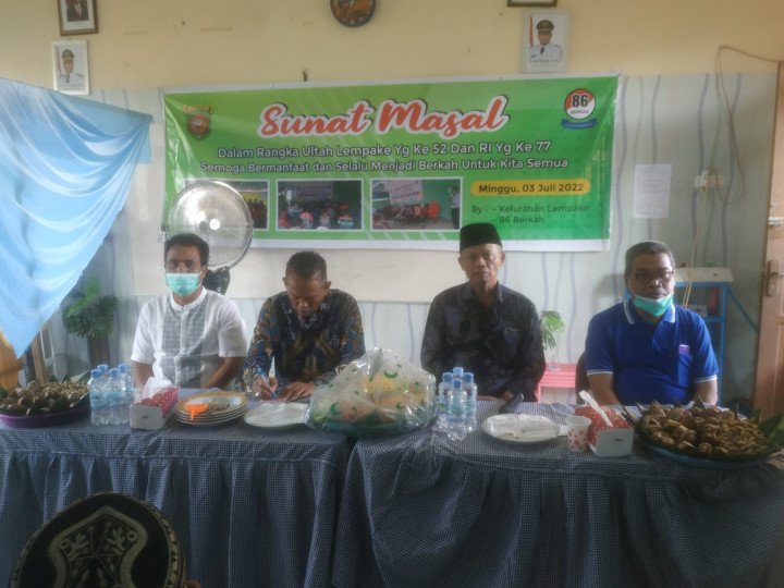 Pelaksanaan Sunatan Massal Program Probebaya Kel. Lempake tahun 2022