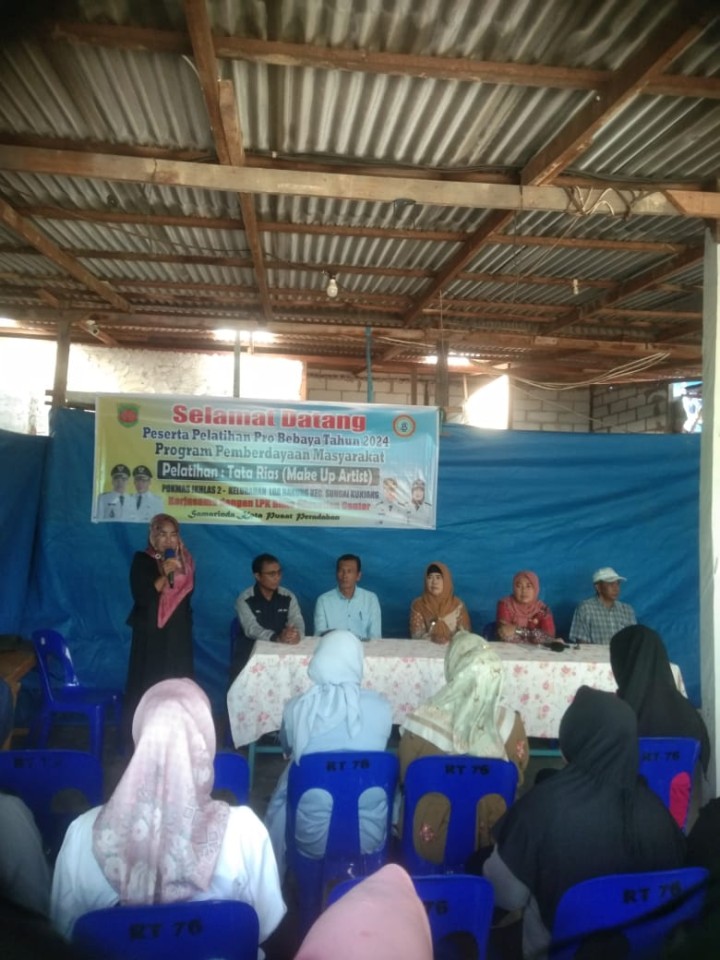 kegiatan pelatihan probebaya bidang pemberdayaan Tata Rias pokmas ikhlas 2 Tahun 2024