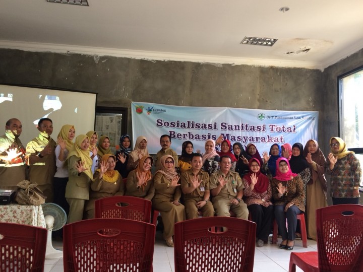 Sosialisasi STBM Bekerja Sama dengan UPT Puskesmas Loa Bakung dan Mahasiswa KKN