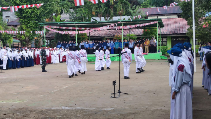 Upacara gabungan HUT RI ke 77 tanggal 17 Agustus 2022 Kelurahan Loa Buah