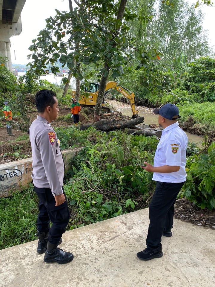 NORMALISASI ANAK SUNGAI SEBAGAI ANTISIPASI PENCEGAHAN BANJIR DI KELURAHAN LOA BUAH