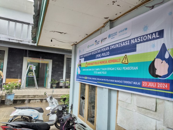 Kegiatan Pekan Imunisasi Nasional (PIN) Polio Diadakan Di Puskesmas Pembantu (Pusban) Kelurahan Loa Buah