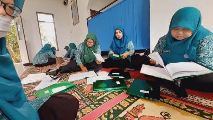 TP-PKK Kelurahan Loa Buah Ikuti SMEP Di Kecamatan Sungai Kunjang