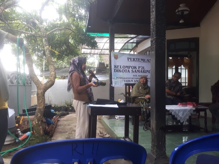 Kelompok Pekarangan Pangan Lestari (P2L) Kelurahan Loa Buah Terima Bantuan untuk Ketahanan Pangan Keluarga