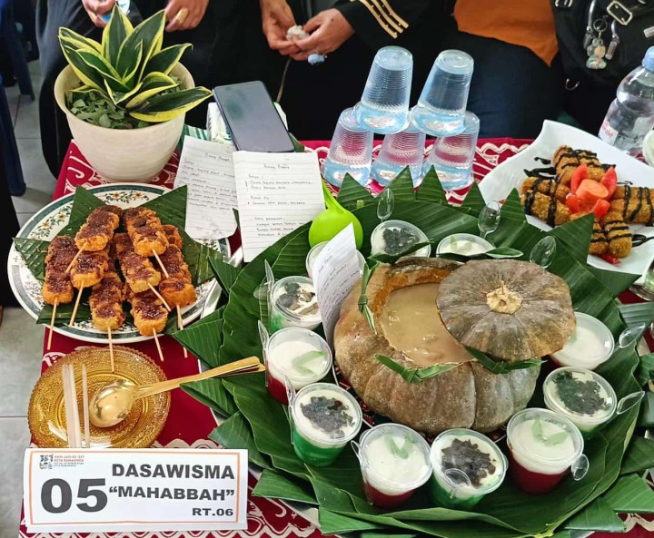 Lomba Kreasi Makanan Olahan Pisang Dasawisma Se-Kelurahan Loa Buah Memeriahkan HUT Kota Samarinda ke-567 Tahun