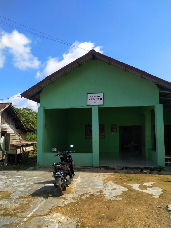 Kunjungan Lurah Lok Bahu dan Kasi Kesra ke SMP 25 dalam wacana sekolah unggulan dan lanjut kunjungan ke Posyandu Matahari di Lingkungan Kelurahan Lok Bahu  Rt. 18, Senin 14 Maret 2022