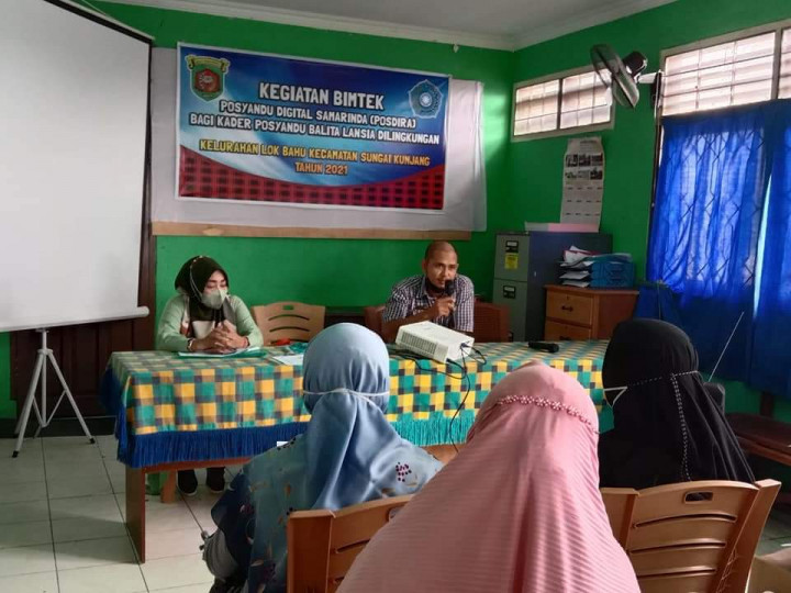 Bimtek Posdira Untuk kader-kader Posyandu Di kelurahan Lok Bahu yang di buka Oleh Kasi Kesra Lok bahu Dady Armand, SE  11 Desember 2021