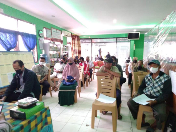 Sosialisasi QRIS,oleh Dinas Koperasi dan UKM Kota Samarinda yang di buka oleh Lurah Lok Bahu Bapak Sukarman, A. Md Tanggal 08 Desember 2021