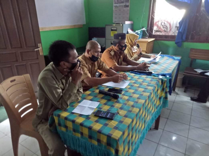 Musrenbang Tingkat RT dilingkungan Kelurahan Lok Bahu,di hadiri Lurah,Kasi Ekobang, Kasi Kesra dan Seklur, Selasa 7 Desember 2021
