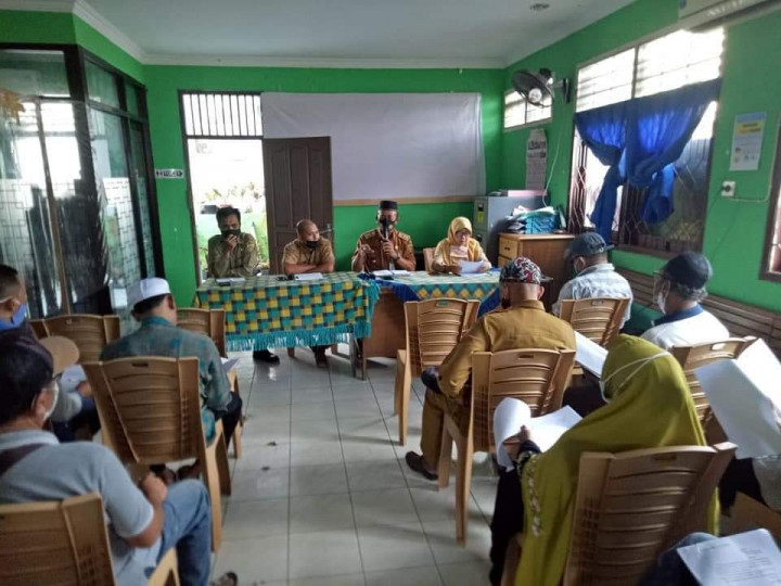 Musrenbang Tingkat RT dilingkungan Kelurahan Lok Bahu,di hadiri Lurah,Kasi Ekobang, Kasi Kesra dan Seklur, Selasa 7 Desember 2021