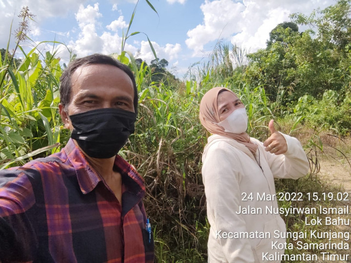 Kegiatan Kasi Pemerintahan Bapak Ifan pahrudi,SE Melakukan pengukuran di Jl. Ring road 1 tanah milik pak Subandi bersama Tim Juru Ukur dari BPN,kamis 24 Maret 2022