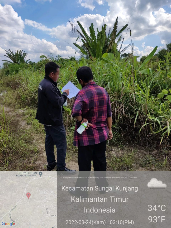Kegiatan Kasi Pemerintahan Bapak Ifan pahrudi,SE Melakukan pengukuran di Jl. Ring road 1 tanah milik pak Subandi bersama Tim Juru Ukur dari BPN,kamis 24 Maret 2022