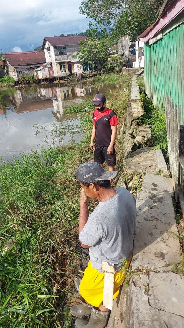 Kerja Bakti Masal Seluruh RT dilingkungan Kel. Lok Bahu dalam rangka menyambut bulan suci Ramadhan 1443 H, hari Minggu 27 Maret 2022