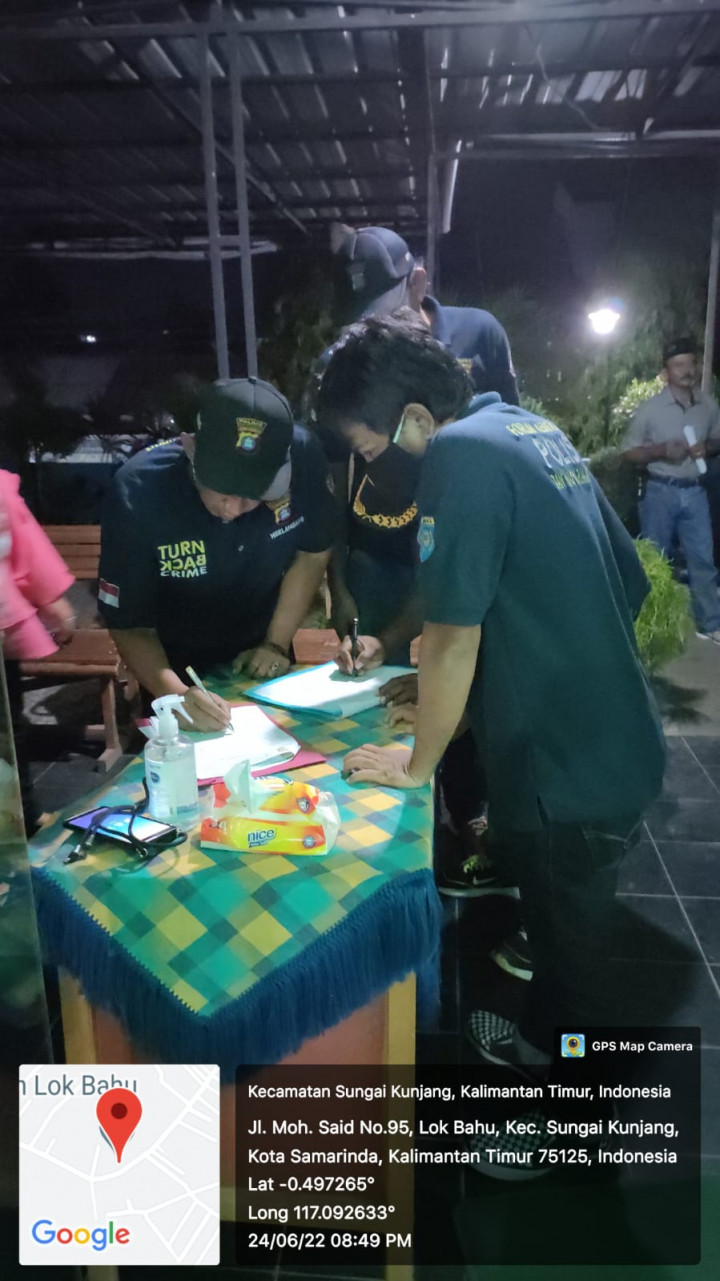 Rakor Kamtibmas Forum Kemitraan Polisi Masyarakat ( FKPM ) Bersama Forkopimcam Bhabinkamtibmas Babinsa Sekecamatan Sungai Kunjang Kelurahan Lok Bahu Jum'at 24/06/22
