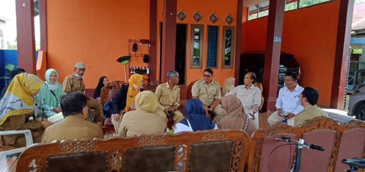 Kunjungan Tim TWAP Kota Samarinda ke Kelurahan Lok Bahu dalam rangka BUMRT, 28 Juni 2022