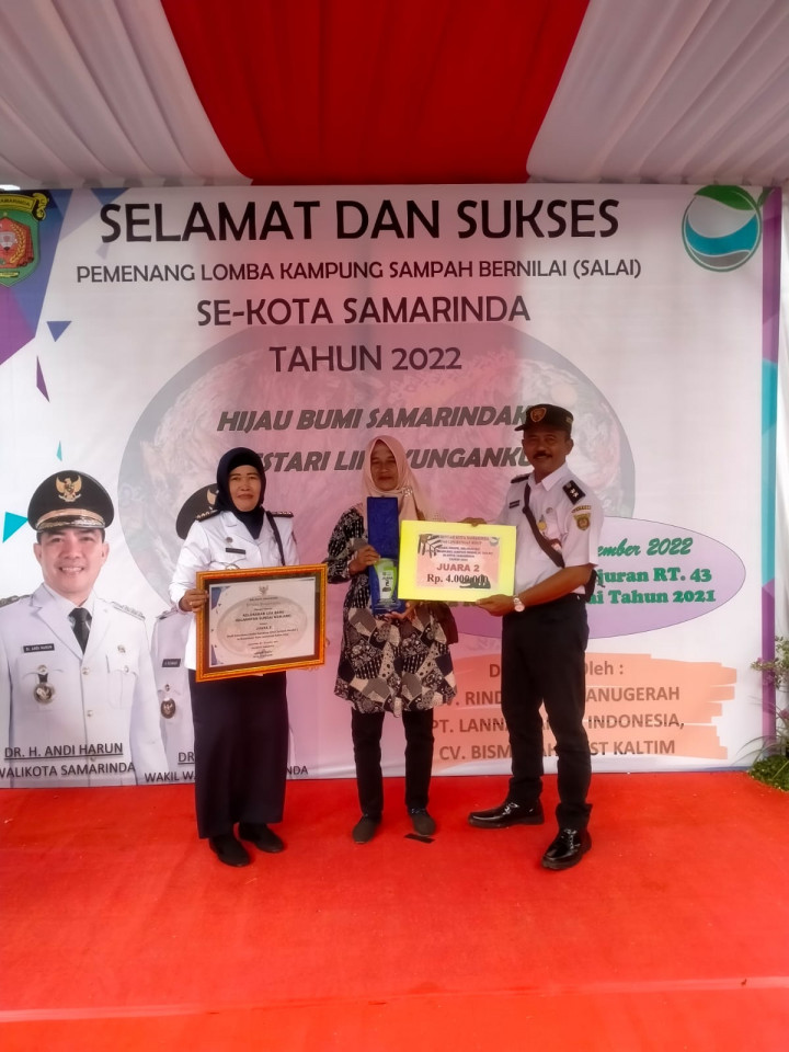 Juara 2 Profil Kelurahan Lomba Kampung Salai Se-Kota Samarinda