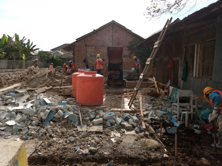 Pemasangan Pondasi Pembangunan Puskesmas Mangkupalas - Juli - Agustus 2019