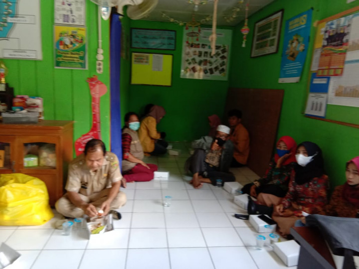 Peresmian Pembukaan Posko Kampung Tangguh Covid 19 (Zona RT 7, 8, 9, 10, 11) Kelurahan Mangkupalas Kecamatan Samarinda Seberang