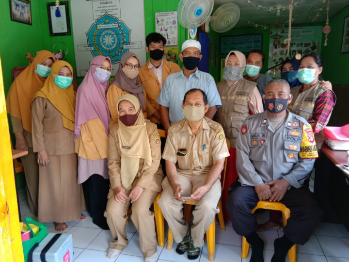 Peresmian Pembukaan Posko Kampung Tangguh Covid 19 (Zona RT 7, 8, 9, 10, 11) Kelurahan Mangkupalas Kecamatan Samarinda Seberang