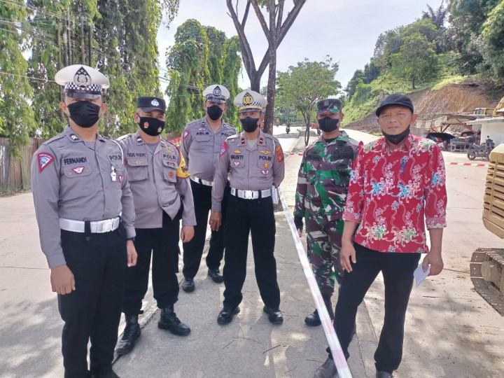 Perbaikan & Pemasangan Gorong-Gorong di Jalan Ampera RT.17 Kel.Mangkupalas Kec.Samarinda Seberang Oleh DINAS PUPR PROVINSI