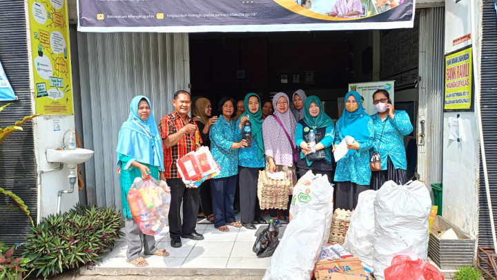 Pertemuan Rutin PKK, Kegiatan Bank Sampah Kampung salai & Jengrinda