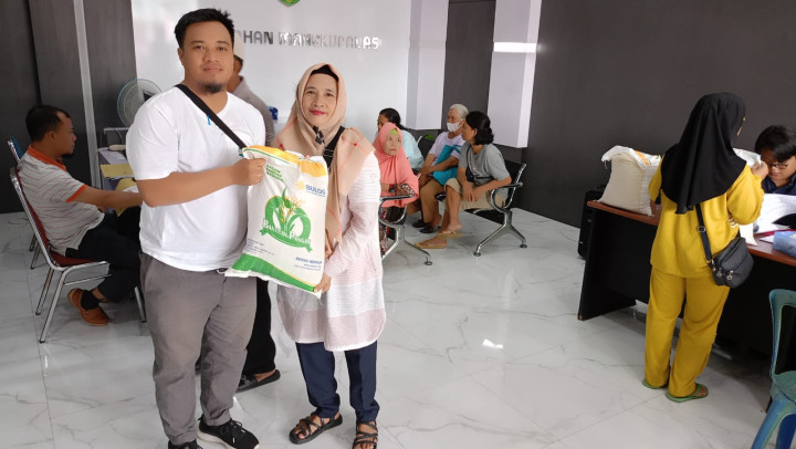 Pendistribusian beras CPP Dari BULOG bulan Desember