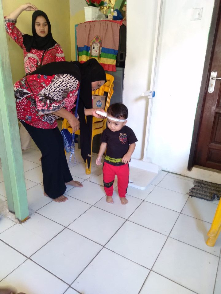 Monitoring kegiatan pelayanan pemeriksaan tumbuh kembang bayi dan balita di posyandu CUMI-CUMI di RT 10 (Senin,22 Januari 2024)