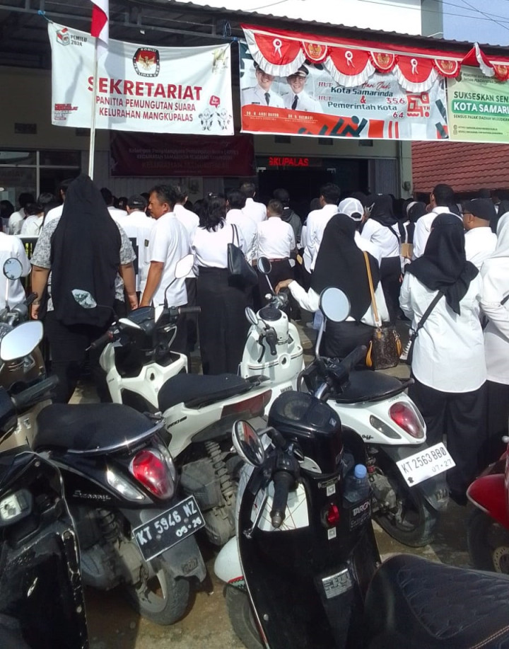 Panitia Pemungutan Suara Kelurahan Mangkupalas Pemilu 2024