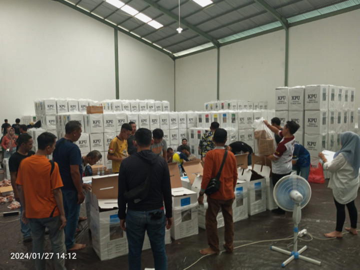 Panitia Pemungutan Suara Kelurahan Mangkupalas Pemilu 2024