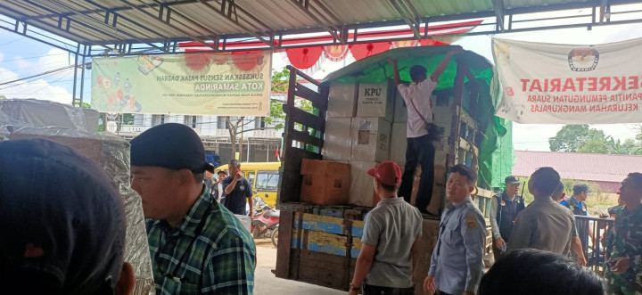 Pendistribusian Kotak Suara,surat Suara dan Bilik suara (Selasa,13 Februari 2024)
