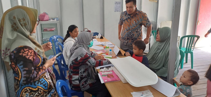 Kegiatan posyandu cakalang (penimbangan bayi balita,pemberian vit A dan obt cacing,PMT) Rabu,22 Februari 2024