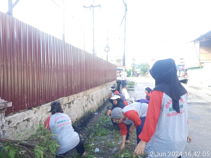 GOTONG ROYONG DI RT 06,08 DAN RT 09 (Minggu,02/juni/2024)