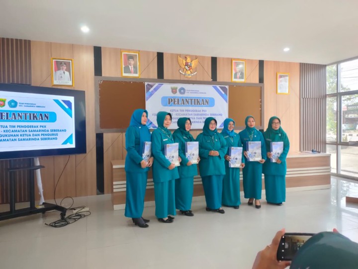Pelantikan Tim Penggerak PKK Kecamatan Samarinda Seberang dan Pengukuhan Bunda PAUD se-Kecamatan Samarinda Seberang