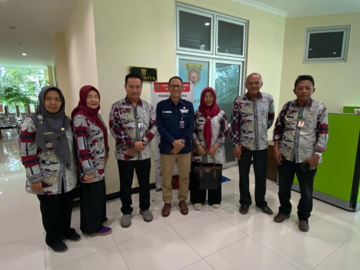 Kegiatan LURAH,SEKLUR dan KASI
