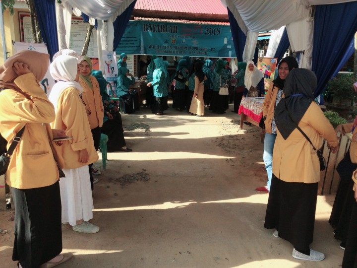 Peresmian Kampung KB Warna - Warni Kencana