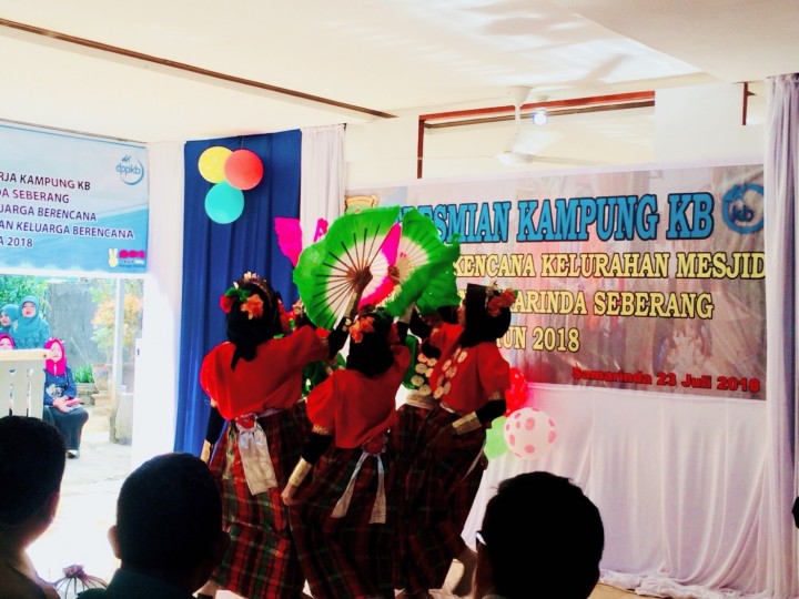 Peresmian Kampung KB Warna - Warni Kencana