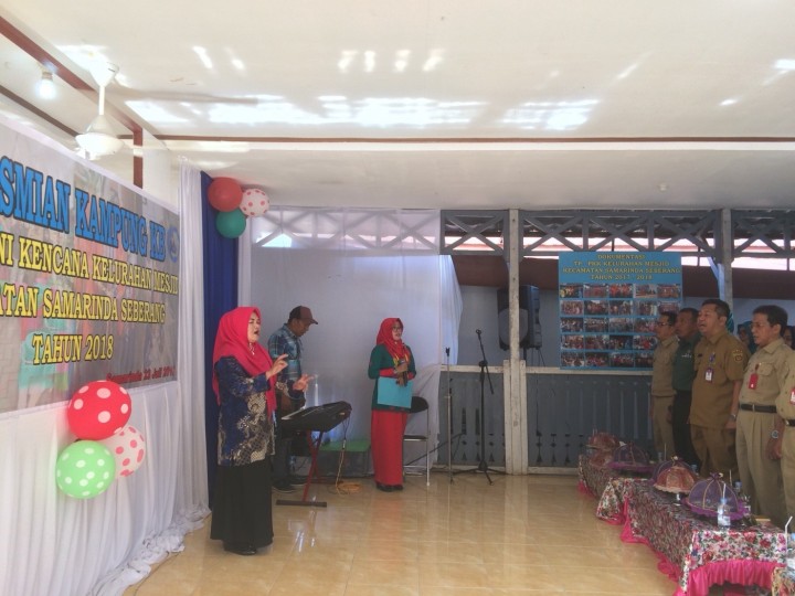 Peresmian Kampung KB Warna - Warni Kencana