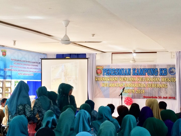 Peresmian Kampung KB Warna - Warni Kencana