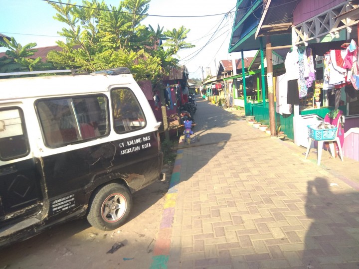 Kampung KB Warna Warni Kencana
