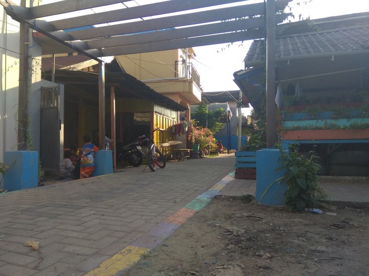 Kampung KB Warna Warni Kencana