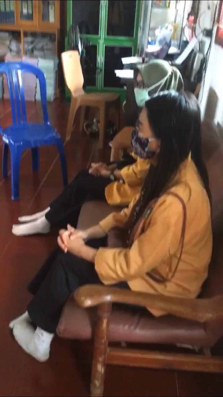 KUNJUNGAN MAHASISWA KKN KLB 46 UNIVERSITAS MULAWARMAN KE SDN 004 SAMARINDA SEBERANG & MTS DARUL MUTA'ALLIMIN SAMARINDA