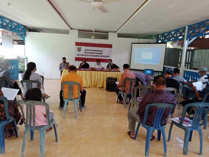Rapat Koordinasi RT dan dilanjutkan mengikuti Launching Program PROBEBAYA via ZOOM