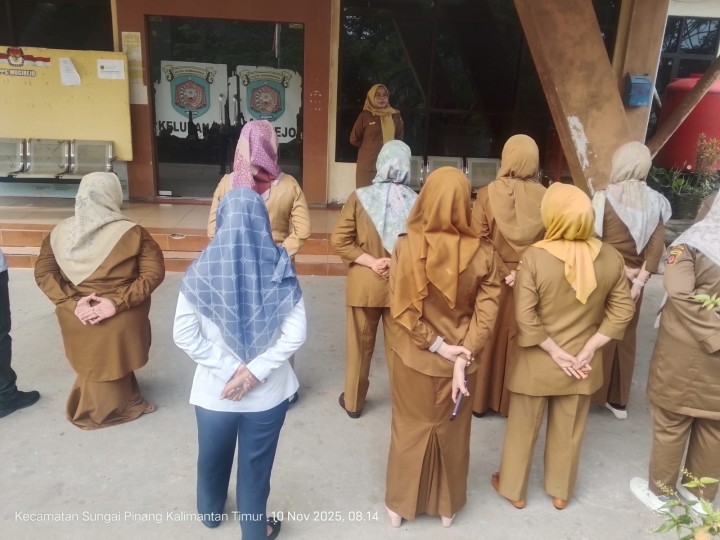Apel pagi hari senen 10 _10 _2025 klh Mugirejo