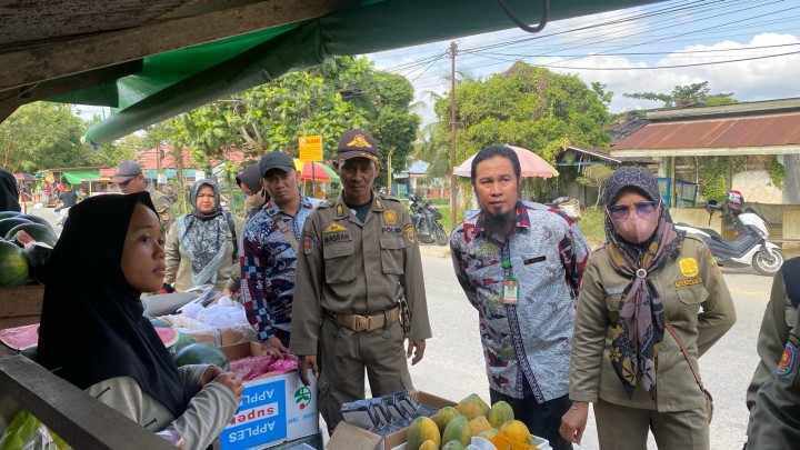 Sosialisasi Perda no 19 tahun 2001 terkait larangan PKL berjualan diatas trotoar/paret dan fasilitas umum Kec.Palaran
